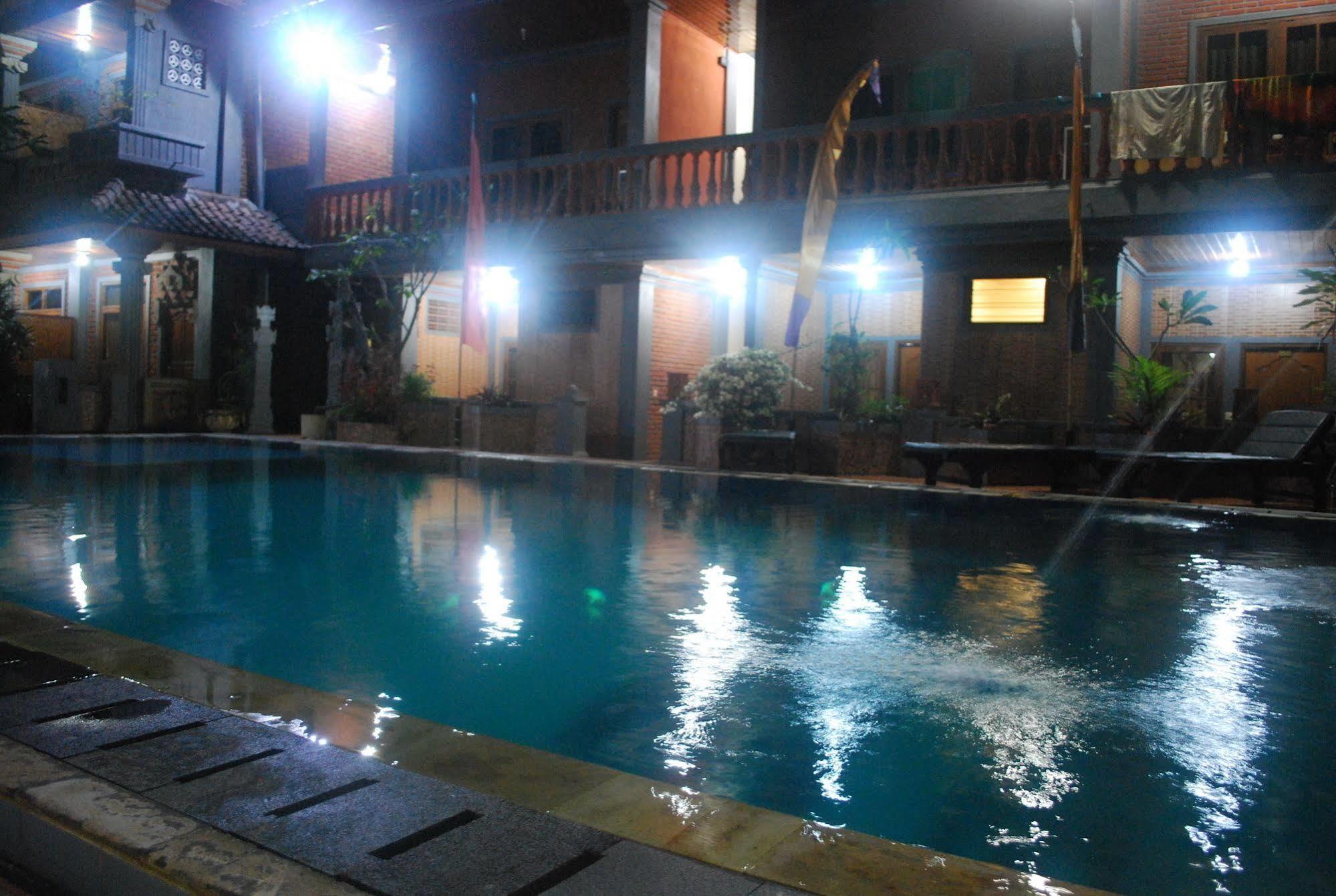 Hotel Sorga Cottages Кута Экстерьер фото